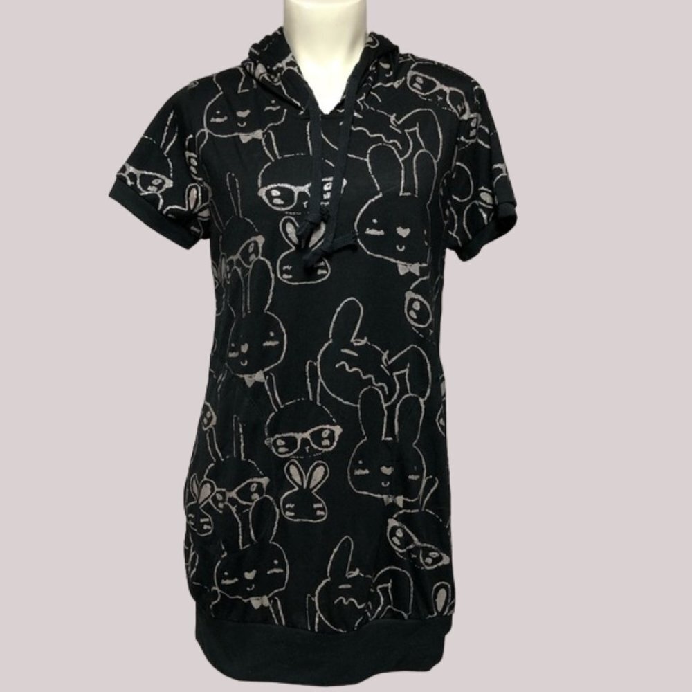 X&E Hooded Bunny Short Sleeve Dress